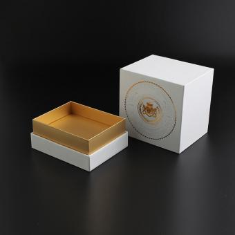 China Supplier Luxury Cosmetics Golden Emboss Paper Packaging Gift Box Packaging Boxes For Perfume Glass Bottle