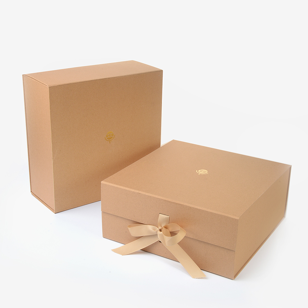 Kraft Paper Gift Box With Magnetic Closure Lid