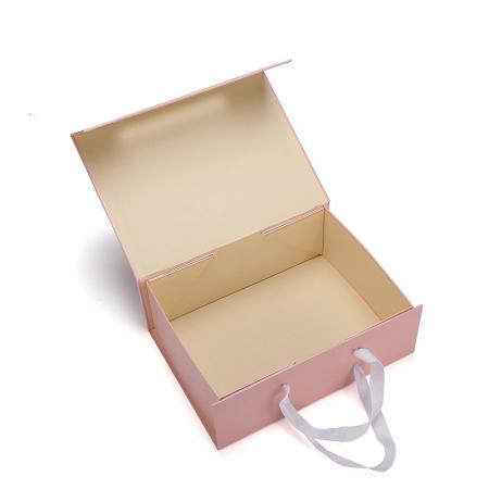 China magnetic flat folding gift box custom