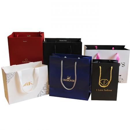 Wholesale Cheap Custom Design Shopping Paper Bags With Your Own Logo