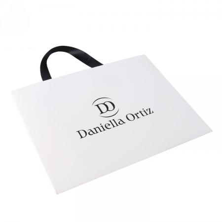 shopping gift bags Customized for logo Recycled white paper bag with handle