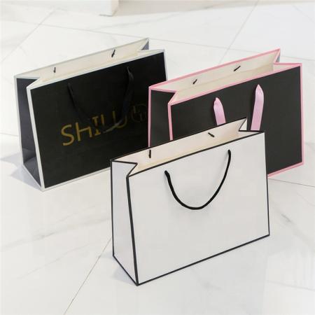 Wholesale Fashion Custom Boutique Clothes Shopping Gift Packaging Coated Paper Bag