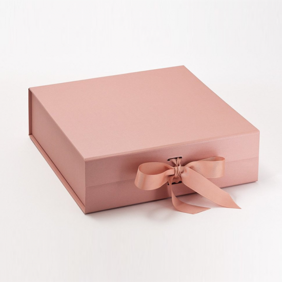 Buy Wholesale China Ready To Ship Luxury Gift Box With Ribbon Bows