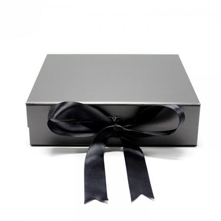 Custom Logo Paper Black Ribbon Jewelry Gift Packaging Box