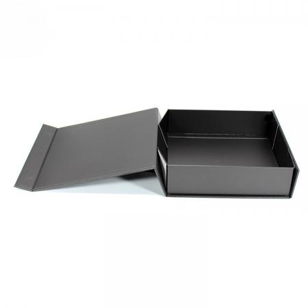 Custom Logo Paper Black Ribbon Jewelry Gift Packaging Box