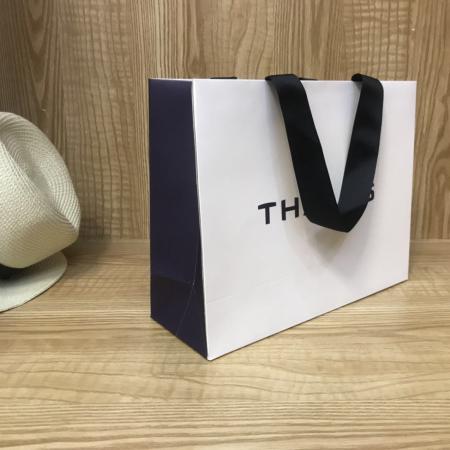 Paper bags with your own logo shopping