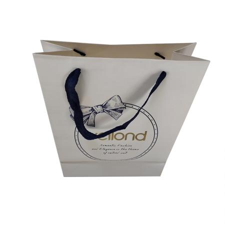 Wholesale Printed retail paper bags with logos