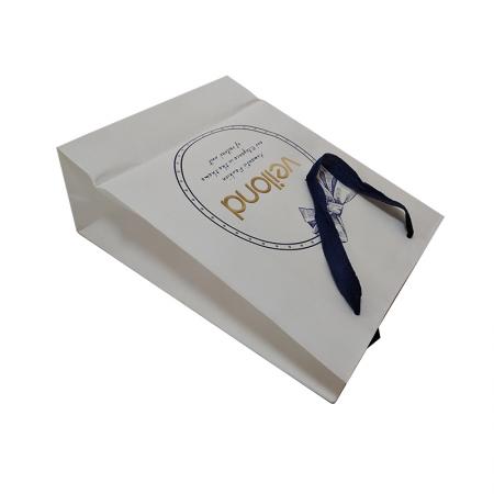 Wholesale Printed retail paper bags with logos