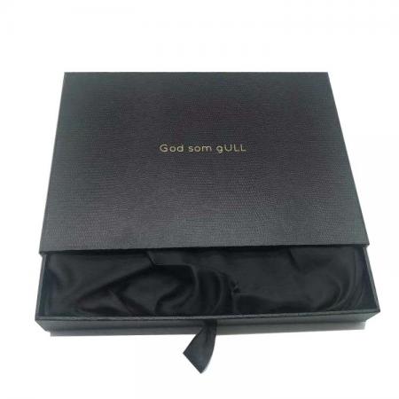 Black Small Custom Logo Luxury Brand Gift Box Packaging With Ribbon