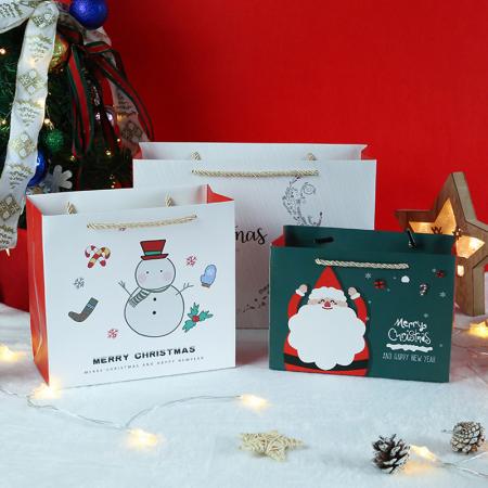 Christmas luxury gift bag supplier